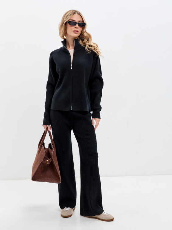 Костюм женский