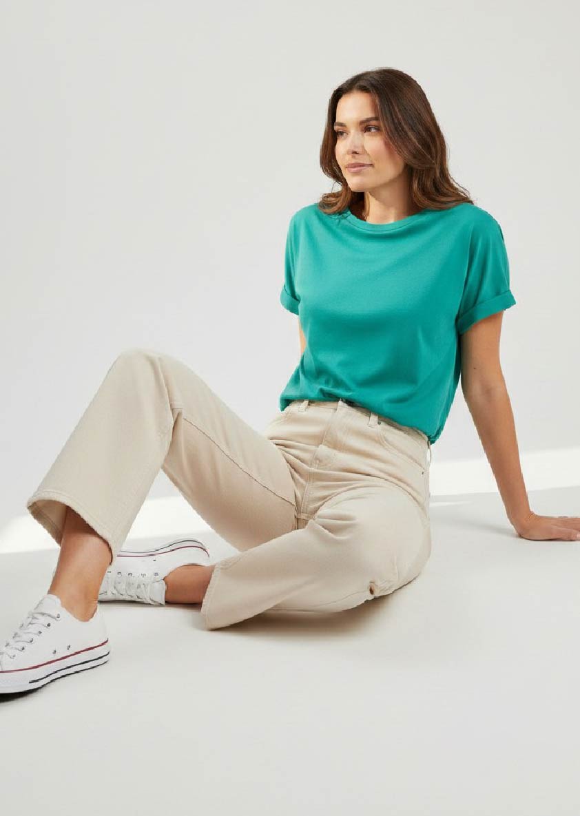 Футболка женская